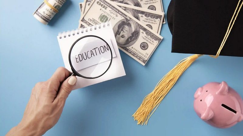 From Borrower to Budgeter: How Student Loans Can Teach You Smart Money Habits